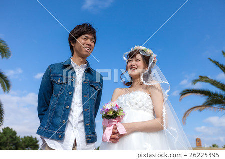 孕婦寫真婚紗禮服亮相 26225395