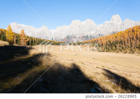 Autumn panorama from Italian Alps Autumn panorama from Italian Alps 26228905