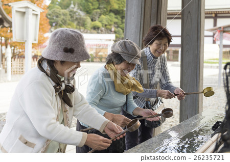 高級女性旅行 26235721