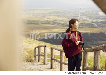 觀光的婦女看東北 觀光的婦女看東北 26239254