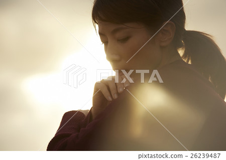 在東北觀光的女人 在東北觀光的女人 26239487