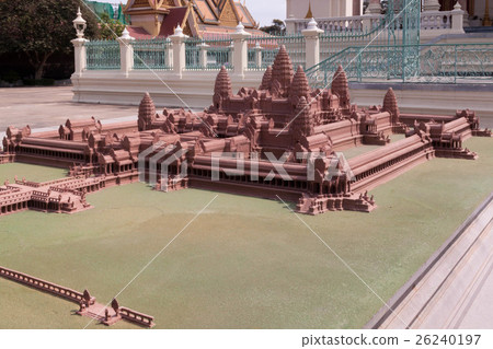 吳哥窟修指甲位於銀色塔站點在金邊,柬埔寨 吳哥窟修指甲位於銀色塔站點在金邊,柬埔寨 26240197