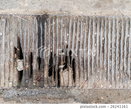 Drain dirty and clogged Drain dirty and clogged 26241161