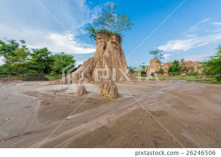 The pillar of the soil The pillar of the soil 26246506