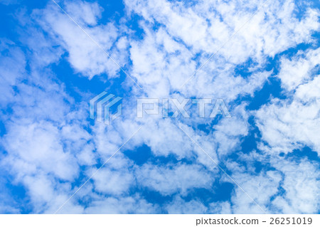覆蓋高積云云片藍天將軍天空和雲彩白雲秋天天空背景材料雲彩綜合背景 覆蓋高積云云片藍天將軍天空和雲彩白雲秋天天空背景材料雲彩綜合背景 26251019