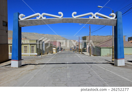 Ghost town Chuquicamata, Chile 26252277