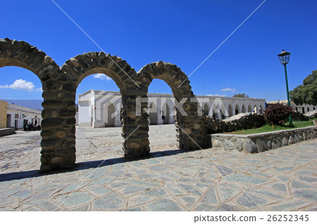 Arches behind main square, mountain village Cachi 26252345