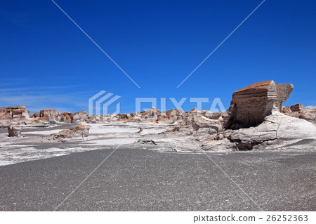 Pumice stones at Campo de Piedra Pomez, Catamarca Pumice stones at Campo de Piedra Pomez, Catamarca 26252363