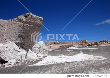 Pumice stones at Campo de Piedra Pomez, Catamarca Pumice stones at Campo de Piedra Pomez, Catamarca 26252364