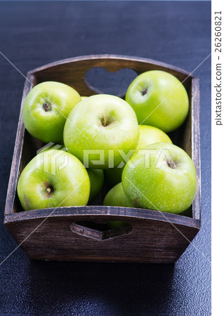 crop of apples crop of apples 26260821