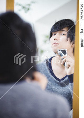 Morning, shaving man 26263739