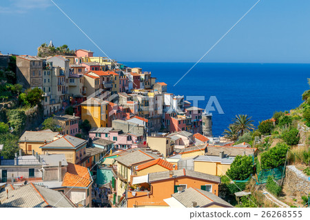 Manarola. Village on the rock. 26268555