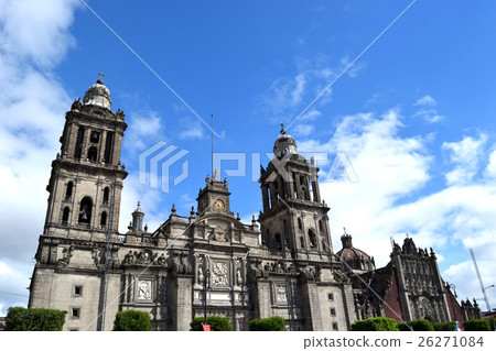 Metropolitan Cathedral (Mexico City) 26271084