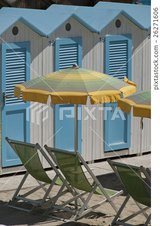 Cabanas and Beach Umbrellas Cabanas and Beach Umbrellas 26271606