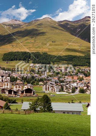Zuoz small Town in Engadine Switzerland Zuoz small Town in Engadine Switzerland 26271858