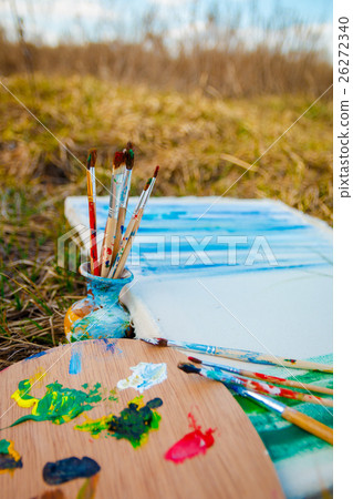 picture with palette paints and brushes 26272340