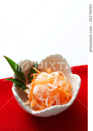 Red and white 4 26276093