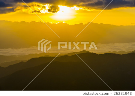 Morning sun rises Morning sun rises 26281948