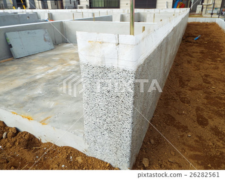 Concrete surface quality improves when using formwork sheet Concrete surface quality improves when using formwork sheet 26282561