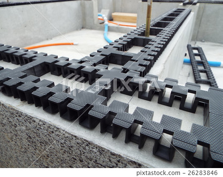 Put the foundation packing under the base 26283846