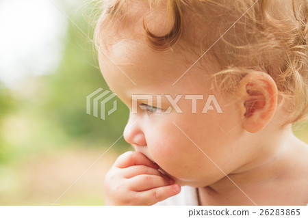 Baby girl portrait outdoor Baby girl portrait outdoor 26283865