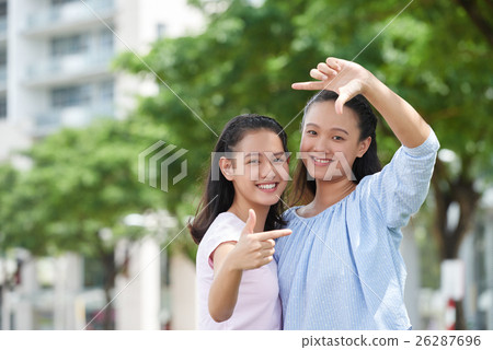Cheerful girls Cheerful girls 26287696