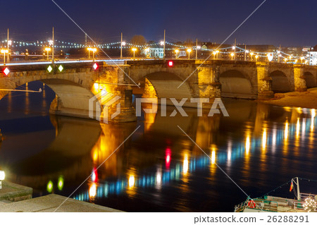 Augustus Bridge, Elba at night, Dresden, Germany 26288291