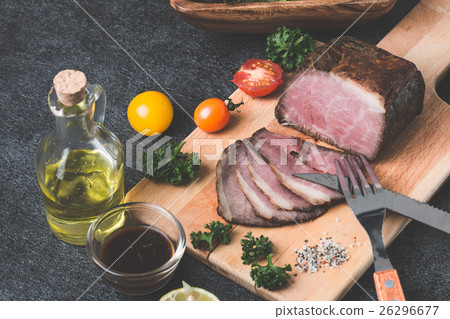 Roast beef dish image Roast beef dish image 26296677