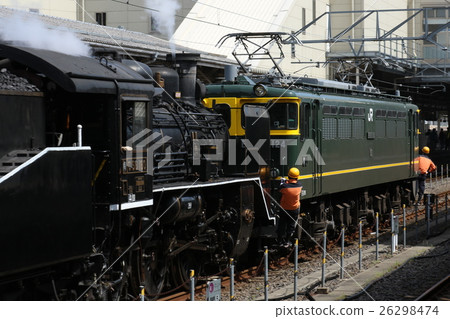 Tourist train SL North Biwako and EF65 twilight color 26298474