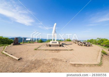 [Mt. Jinma] Top of the mountain and Hakuba 26300556