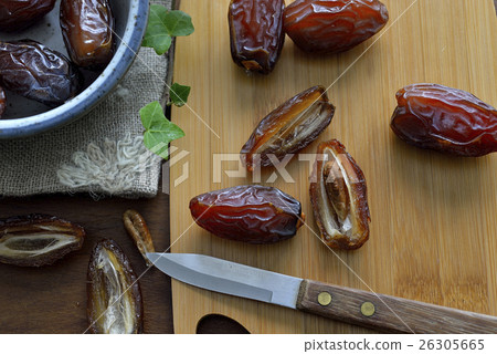 Date / Date Date 26305665