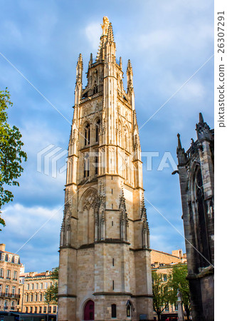 Bell tower of the St. Andrew Cathedral in Bordeaux 26307291