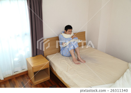 中年男子 26311340