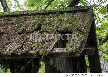 wooden old gate 26315426