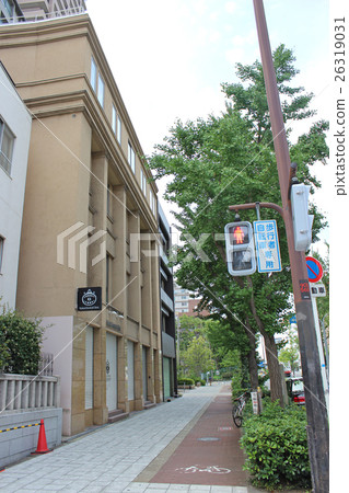 Naniwa muscle trail and red light / Osaka prefecture Osaka shi nishi ku 26319031