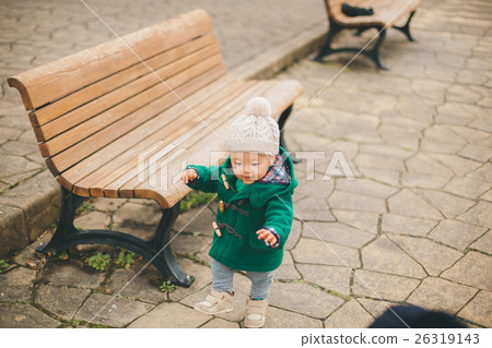 baby, infant, walk 26319143
