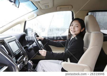 Female driver image Female driver image 26319946