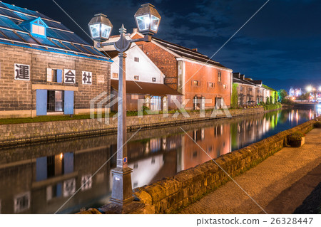 小樽運河的夜景 26328447