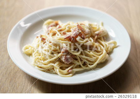 fresh homemade spaghetti carbonara with smoked fresh homemade spaghetti carbonara with smoked 26329118