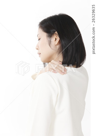 Young woman portrait　 26329635