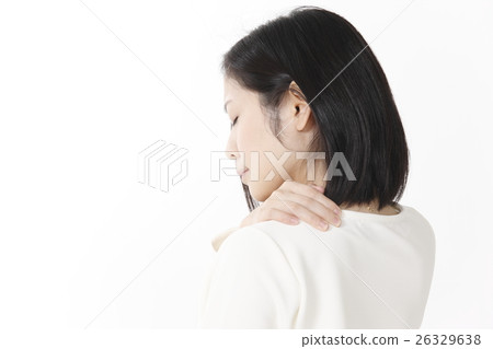 Young woman portrait　 26329638