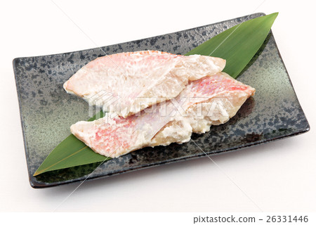 兩種調味金紅鯛魚 26331446