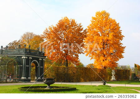 Schönbrunn Palace gardens Schönbrunn Palace gardens 26335062