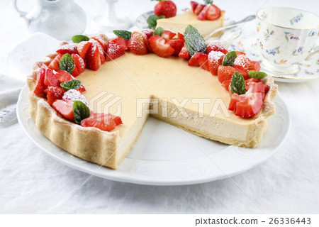 Cheese Cake with Stawberries 26336443