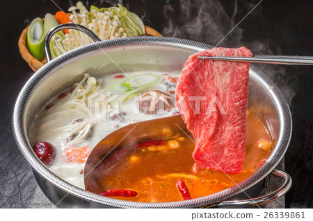 Chinese hot pot and special pot Chinese hotpot and exclusive pan 26339861