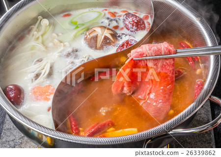 中國火鍋和特鍋中國火鍋和獨家鍋 26339862