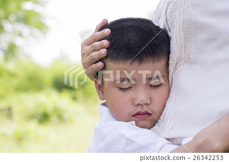 child child 26342253