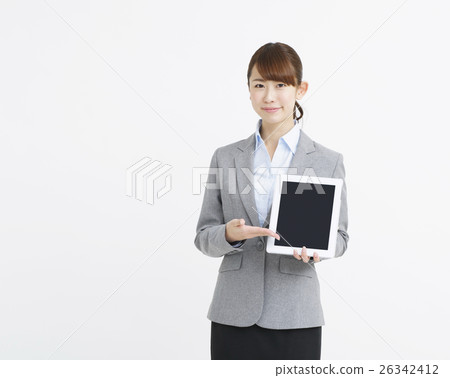 女性商務平板電腦新員工年輕女士商人 女性商務平板電腦新員工年輕女士商人 26342412