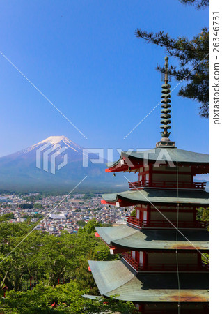 Mt. Fuji with Chureito Pagoda in Summer Mt. Fuji with Chureito Pagoda in Summer 26346731
