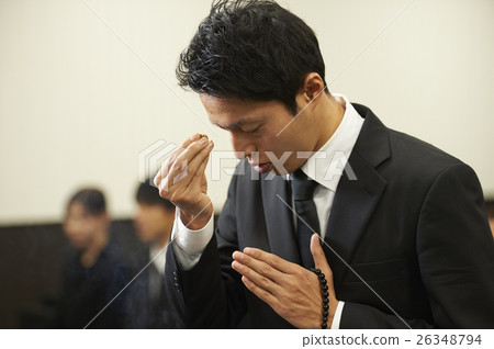 Family funeral 26348794